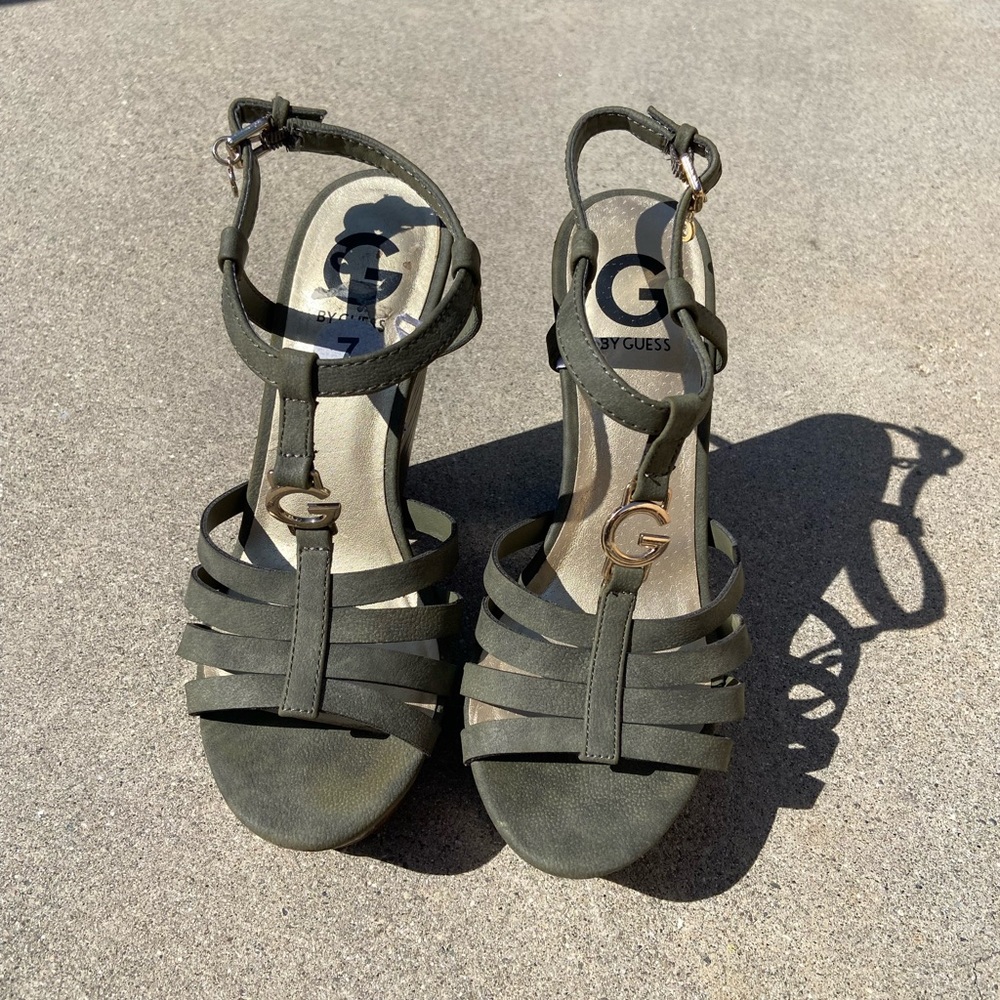 Guess dark green heels
